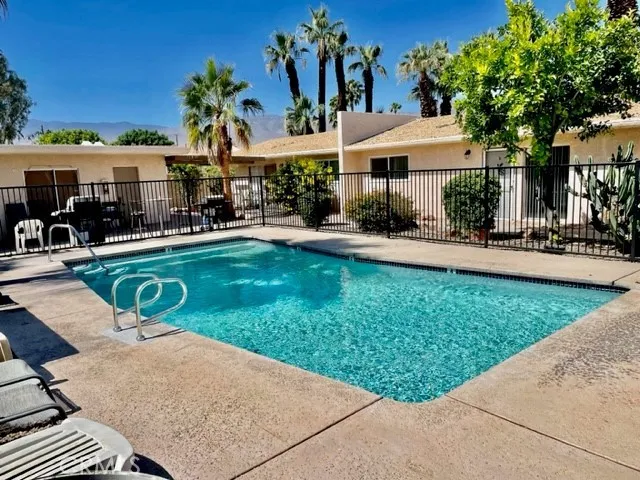 73740 Santa Rosa Way #6 Palm Desert, CA 92260