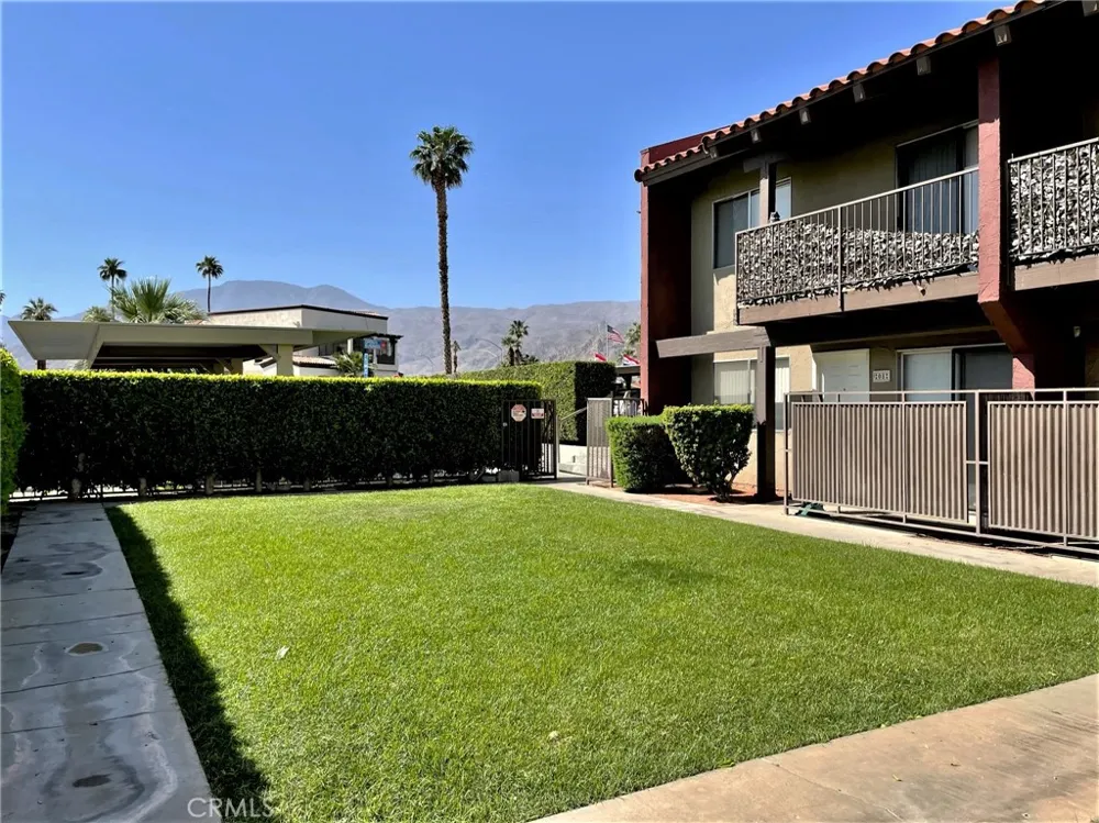 51080 Eisenhower #22 La Quinta, CA 92253