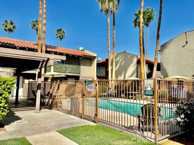 51080 Eisenhower #22 La Quinta, CA 92253