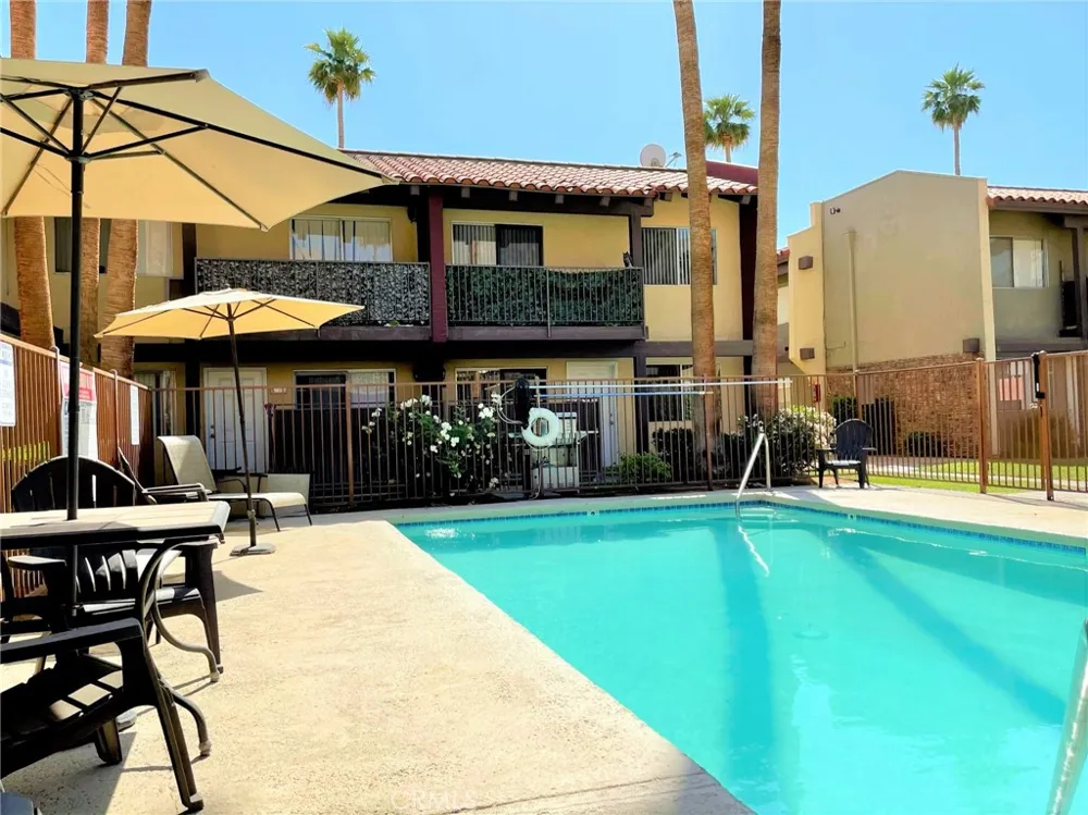 51080 Eisenhower #22 La Quinta, CA 92253