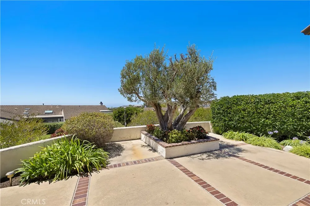 1 Breakwater Drive Corona del Mar, CA 92625