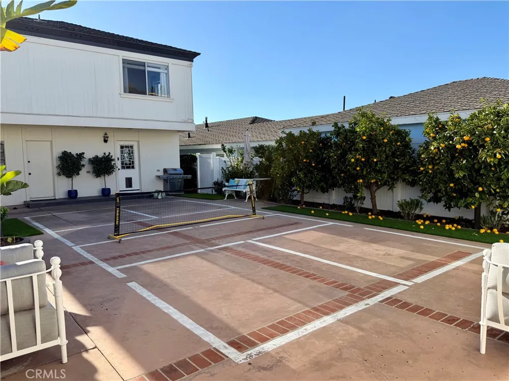 2824 Ocean Boulevard Corona del Mar, CA 92625