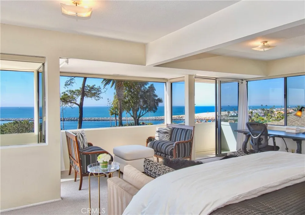 2824 Ocean Boulevard Corona del Mar, CA 92625
