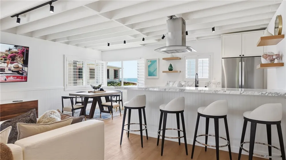 6601 Seashore Newport Beach, CA 92663