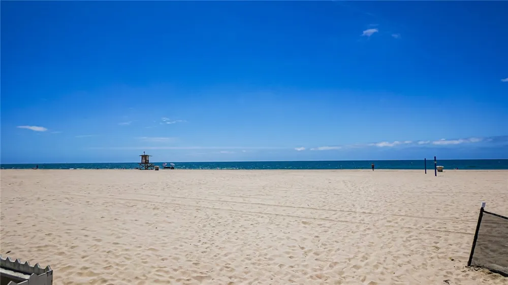 6601 Seashore Newport Beach, CA 92663
