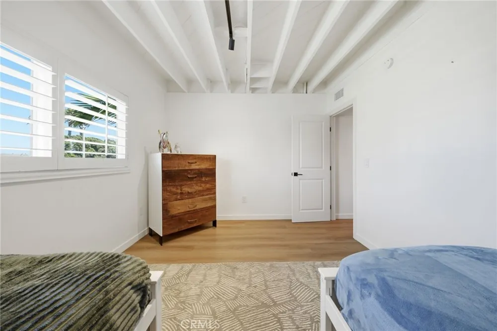 6601 Seashore Newport Beach, CA 92663