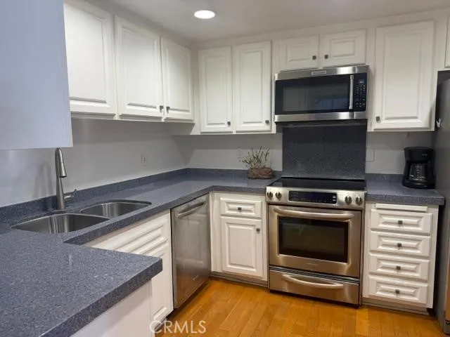 401 Intrepid Court Newport Beach, CA 92663