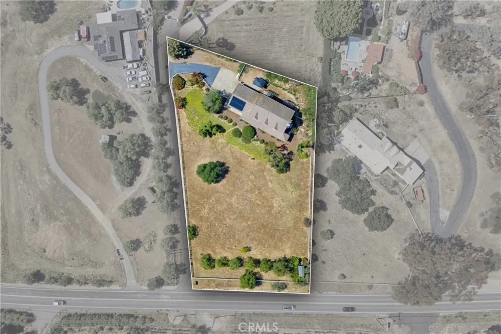 3162 Reche Road Fallbrook, CA 92028