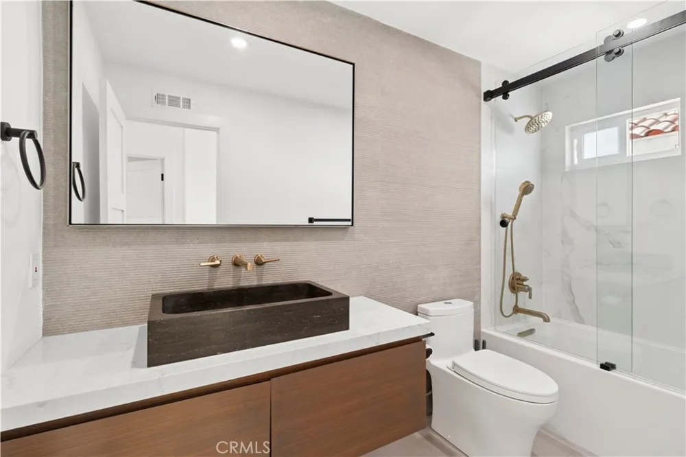 70 Cormorant Circle Newport Beach, CA 92660