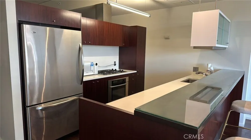 1155 S Grand Avenue #709 Los Angeles, CA 90015