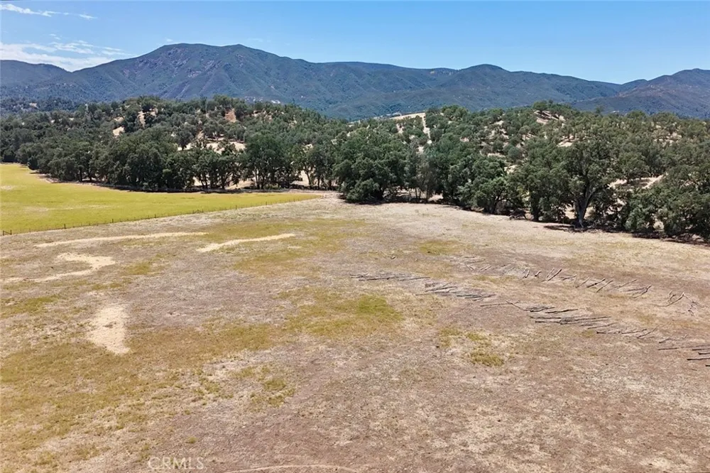 49460 Sapaque Road Bradley, CA 93426