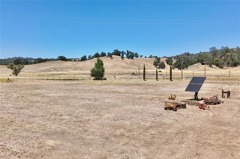 49460 Sapaque Road Bradley, CA 93426