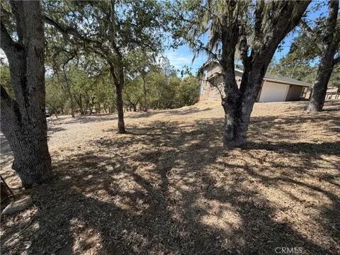 2521 Captains Walk