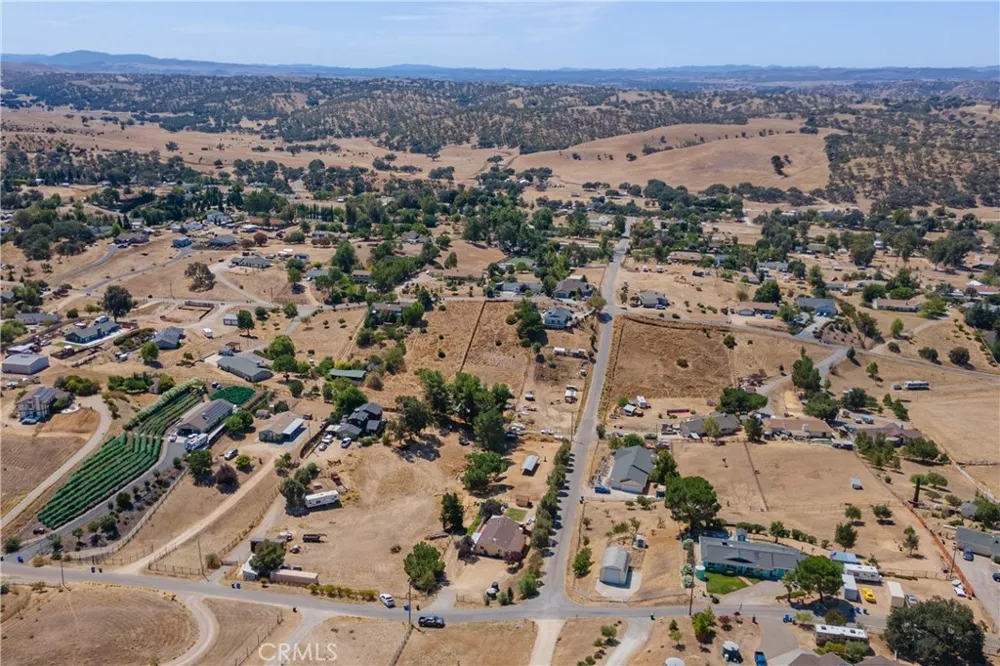 5790 Prancing Deer Place Paso Robles, CA 93446