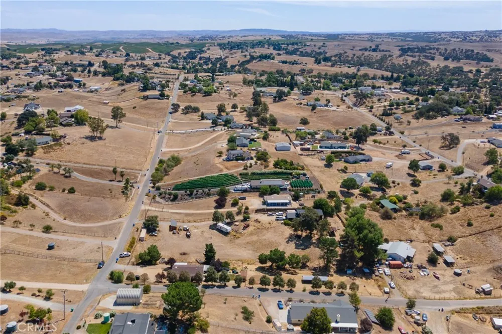5790 Prancing Deer Place Paso Robles, CA 93446