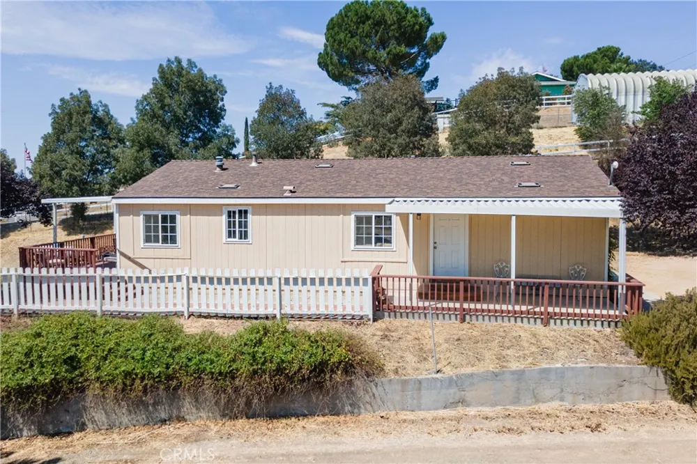 5790 Prancing Deer Place Paso Robles, CA 93446