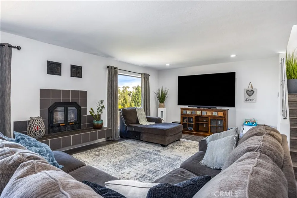 5065 Meadow Lark Paso Robles, CA 93446