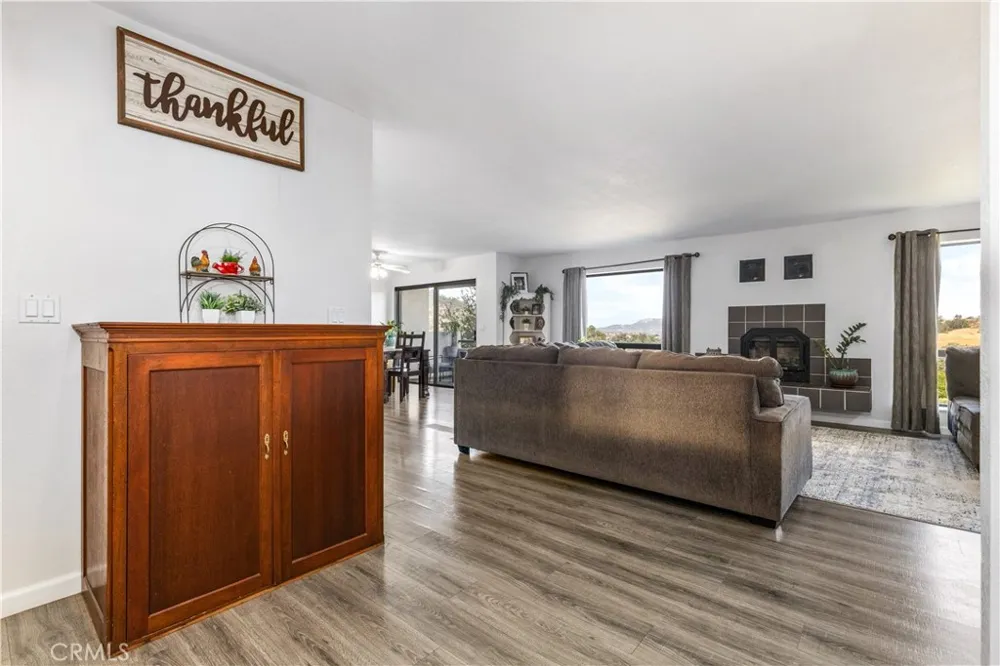 5065 Meadow Lark Paso Robles, CA 93446