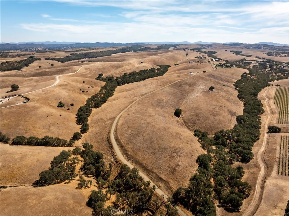 Straw Ridge Road Paso Robles, CA 93446