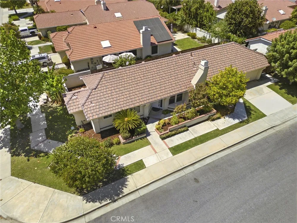 8112 Chaucer Bakersfield, CA 93311