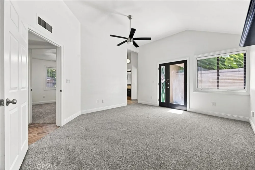 8112 Chaucer Bakersfield, CA 93311