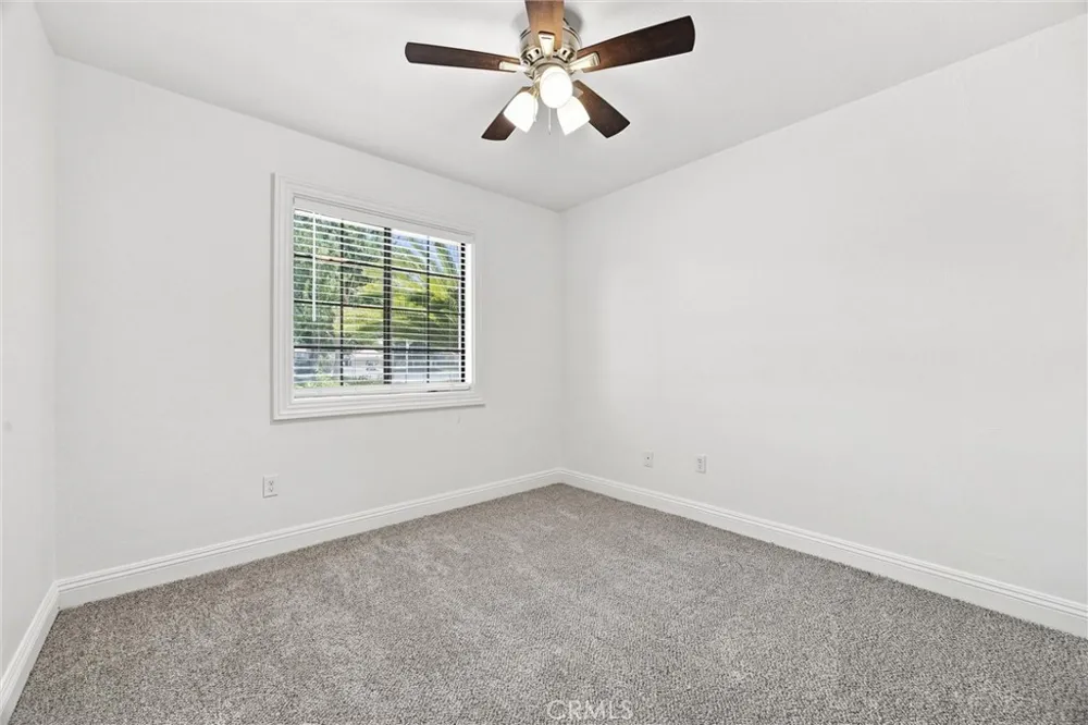 8112 Chaucer Bakersfield, CA 93311