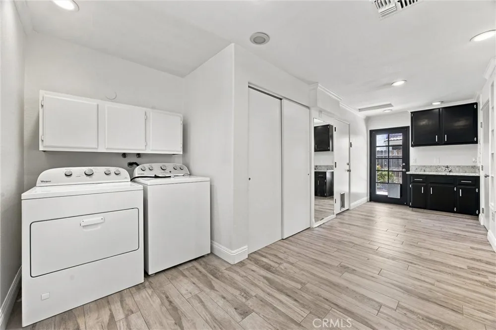 8112 Chaucer Bakersfield, CA 93311