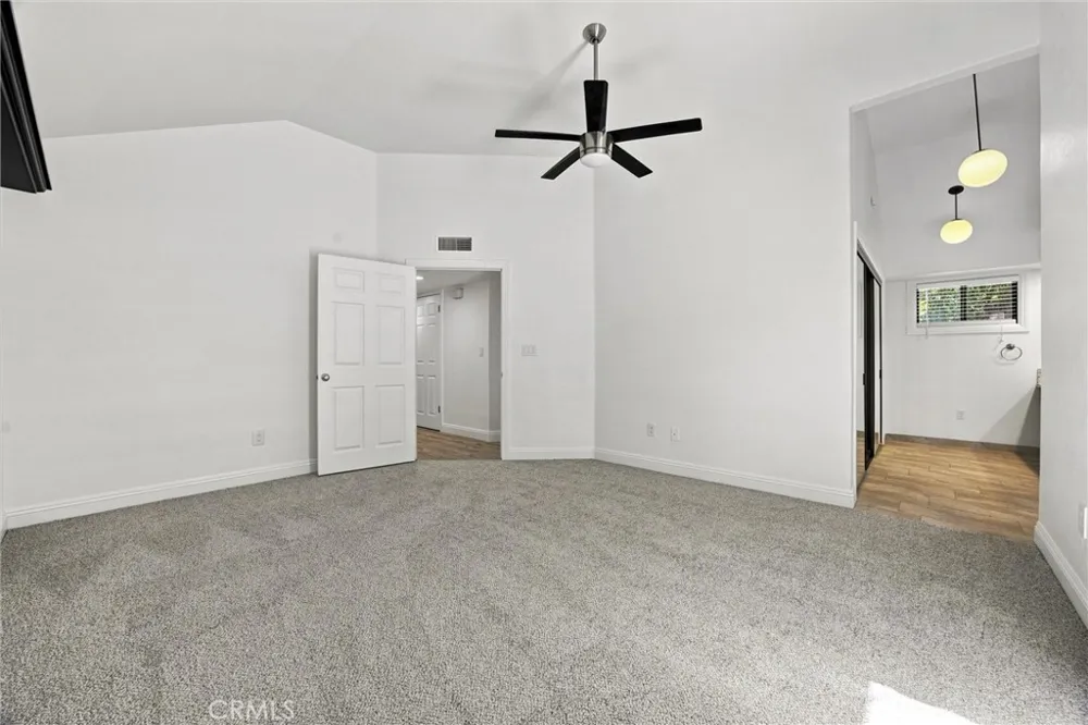 8112 Chaucer Bakersfield, CA 93311