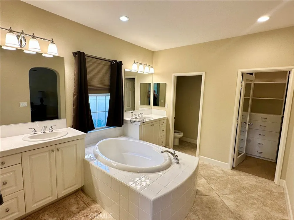 1341 Cole Upland, CA 91784