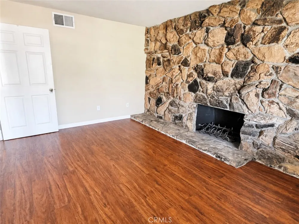 2073 Tulip Court Riverside, CA 92507
