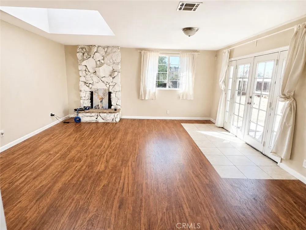 2073 Tulip Court Riverside, CA 92507