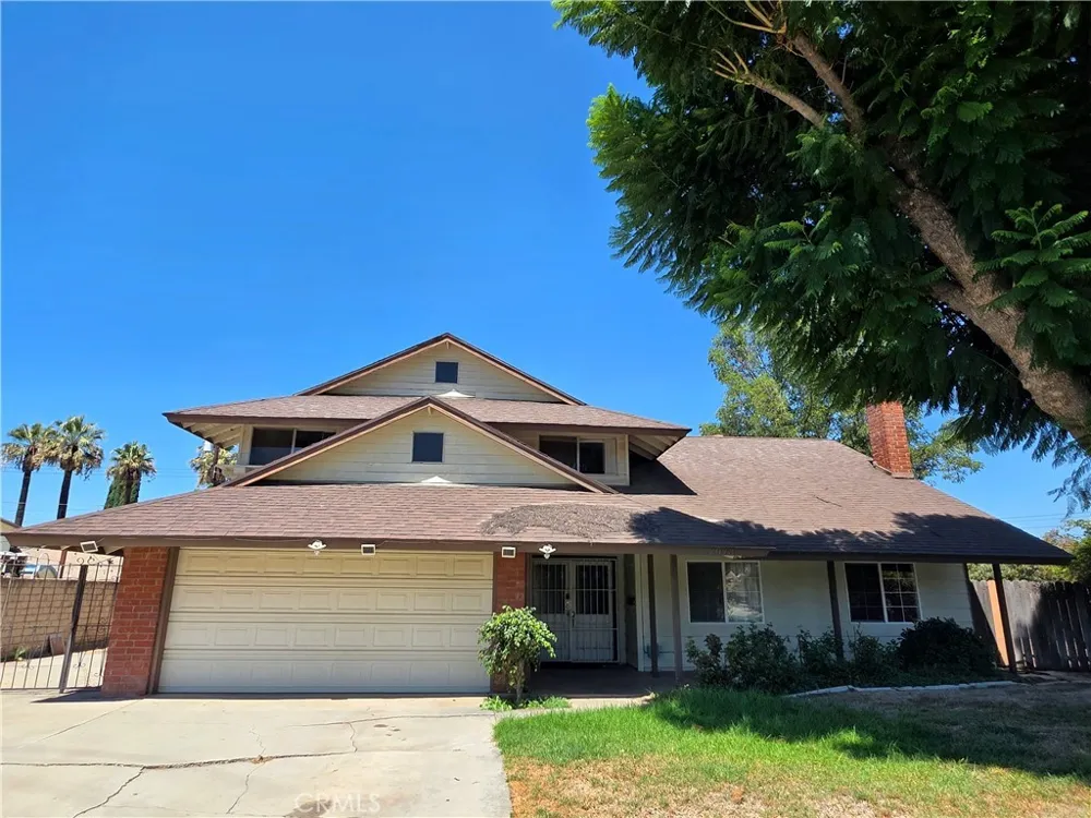 2073 Tulip Court Riverside, CA 92507