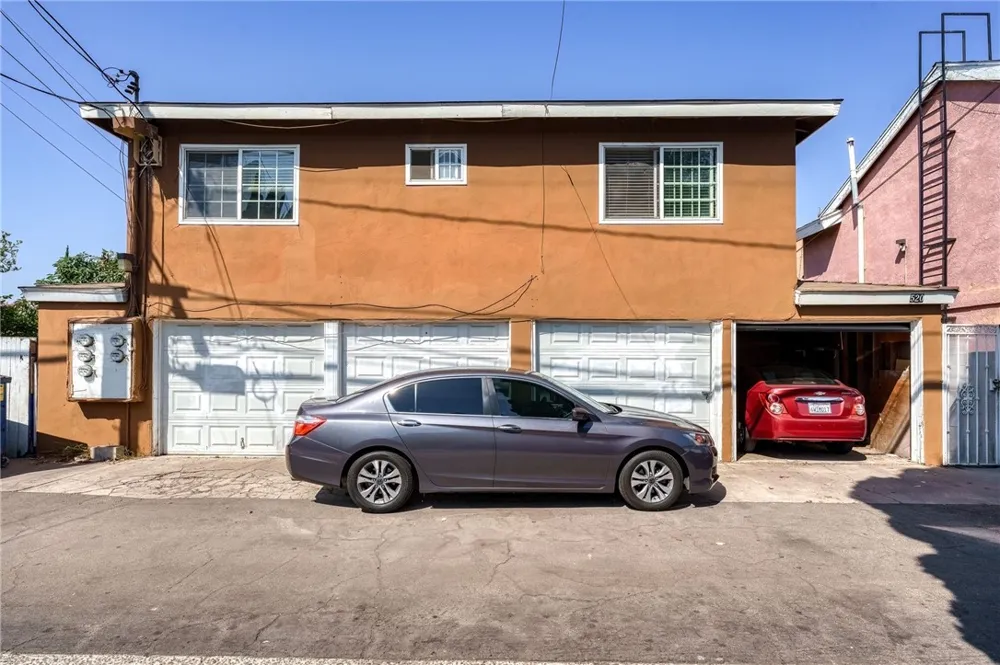 520 Olive Anaheim, CA 92805