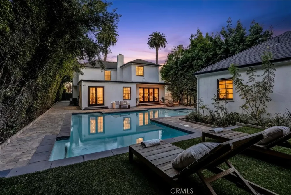 725 Doheny Beverly Hills, CA 90210