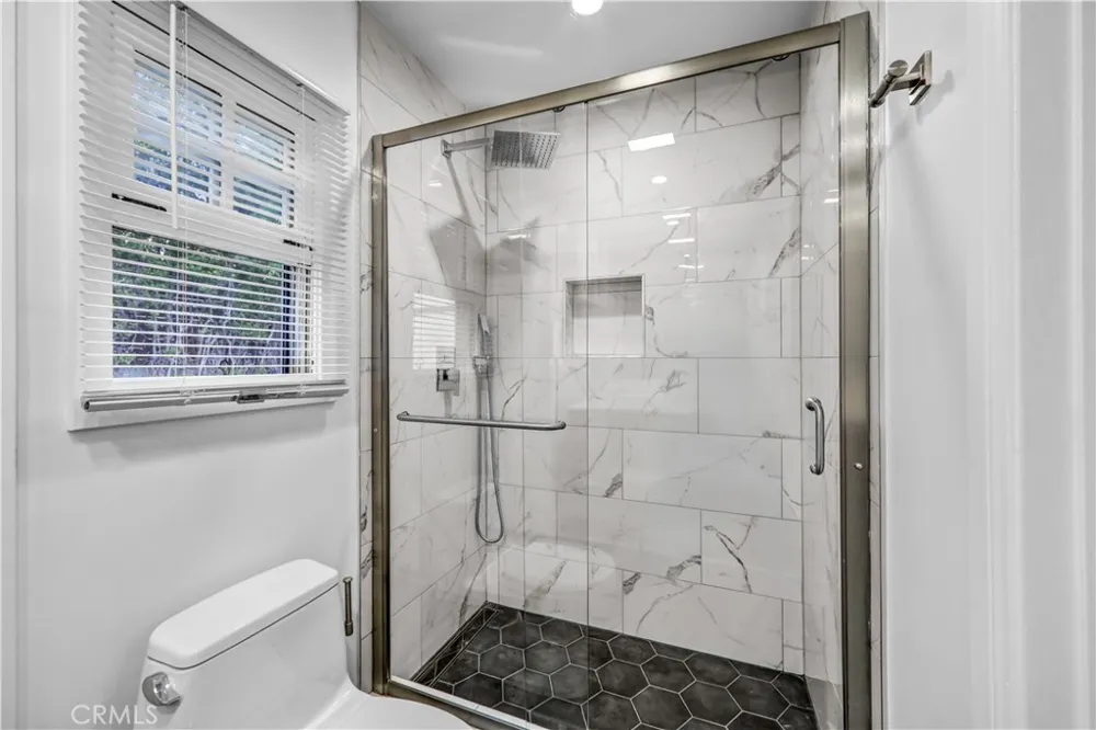 725 Doheny Beverly Hills, CA 90210