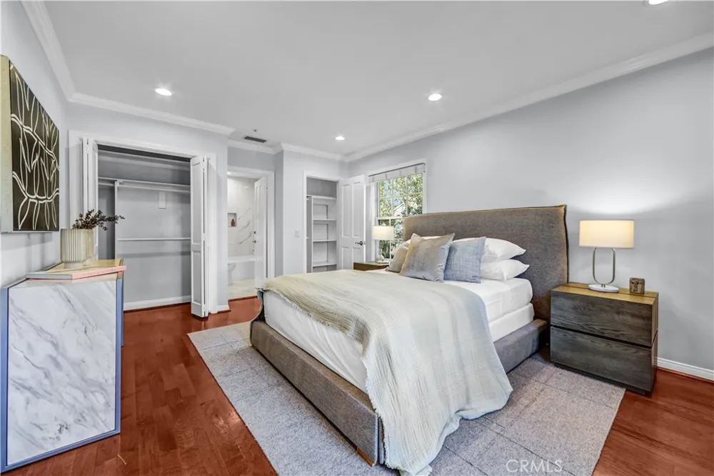725 Doheny Beverly Hills, CA 90210