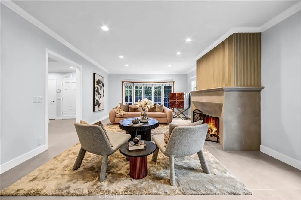 725 Doheny Beverly Hills, CA 90210