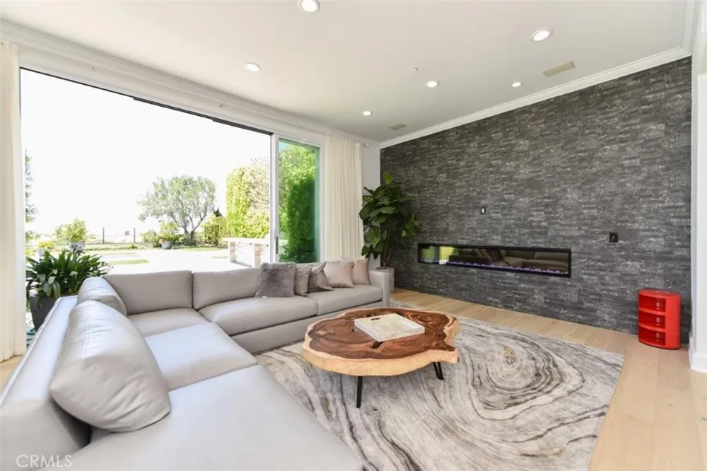 7 Via Brezza Newport Coast, CA 92657