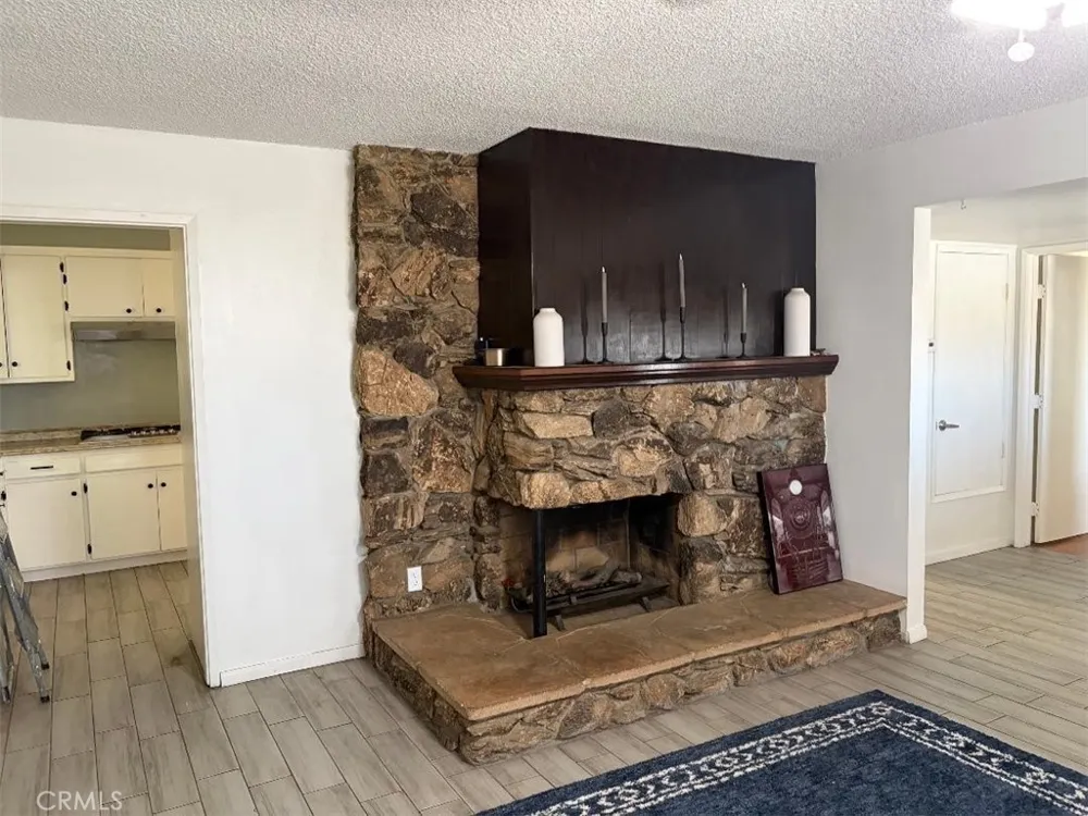 15034 Apple Valley Apple Valley, CA 92307
