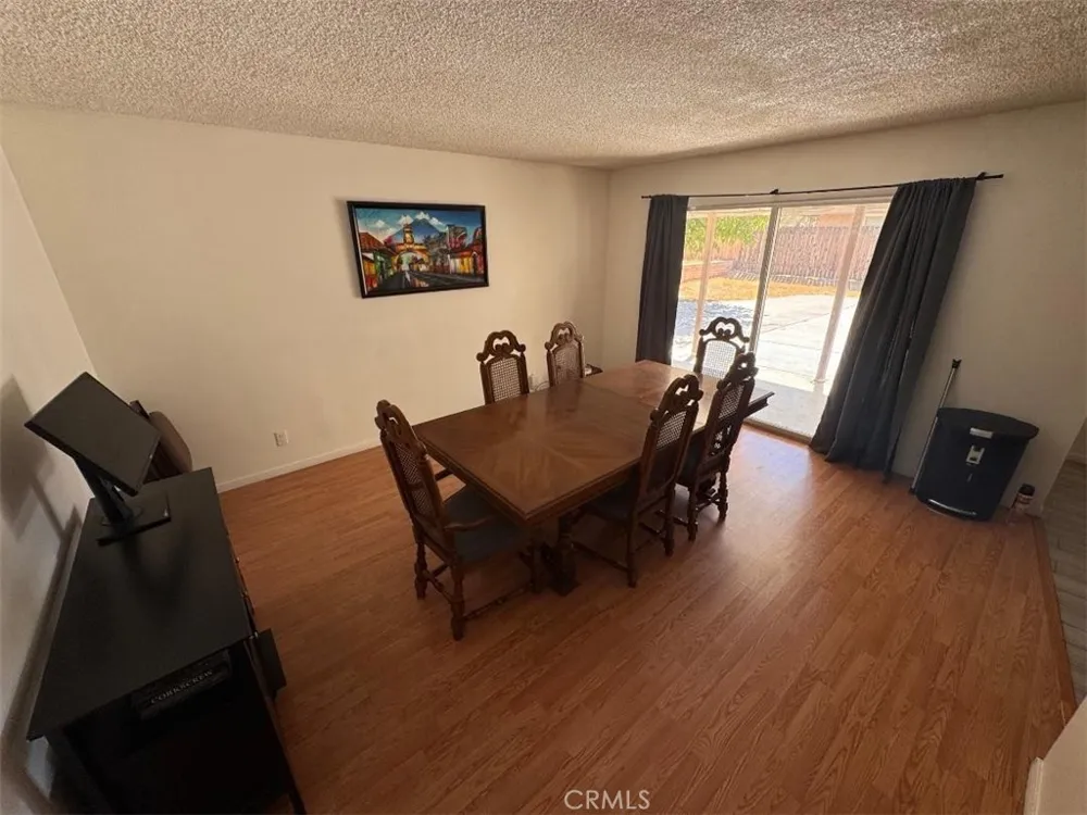 15034 Apple Valley Apple Valley, CA 92307