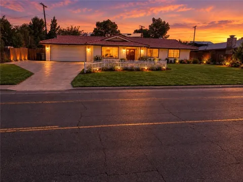 15034 Apple Valley