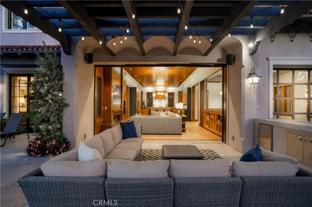 2 Thomas Road Ladera Ranch, CA 92694