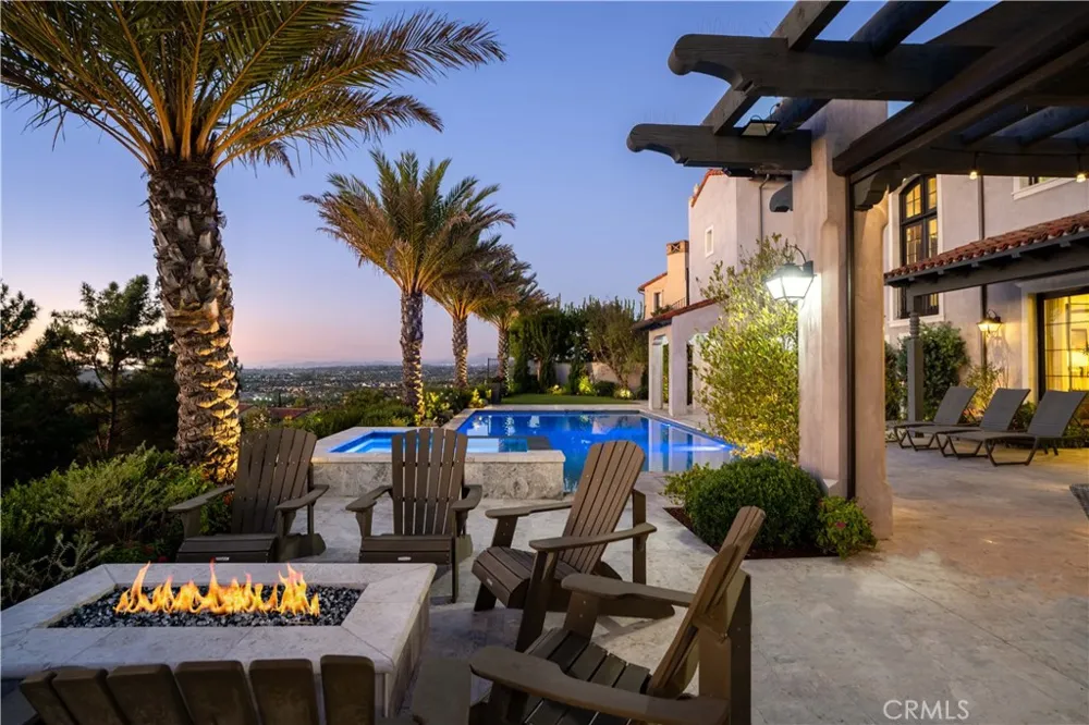 2 Thomas Road Ladera Ranch, CA 92694