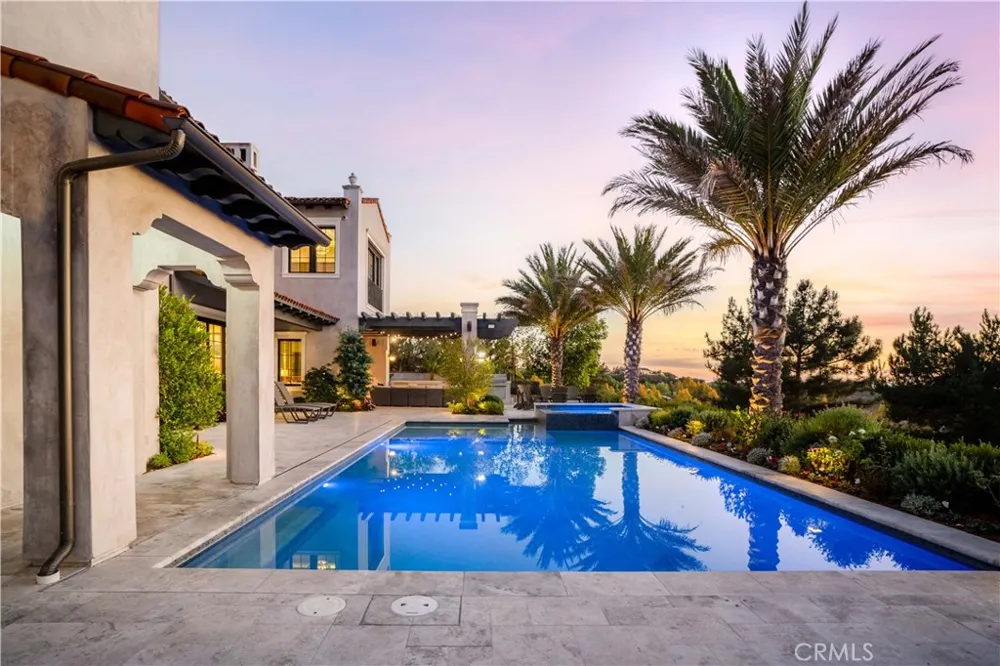 2 Thomas Road Ladera Ranch, CA 92694