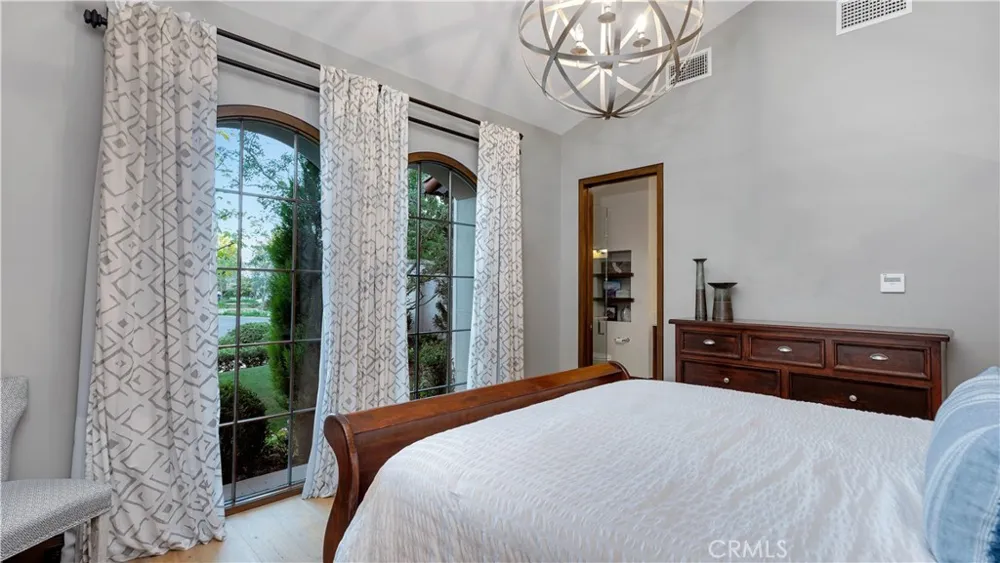 2 Thomas Road Ladera Ranch, CA 92694