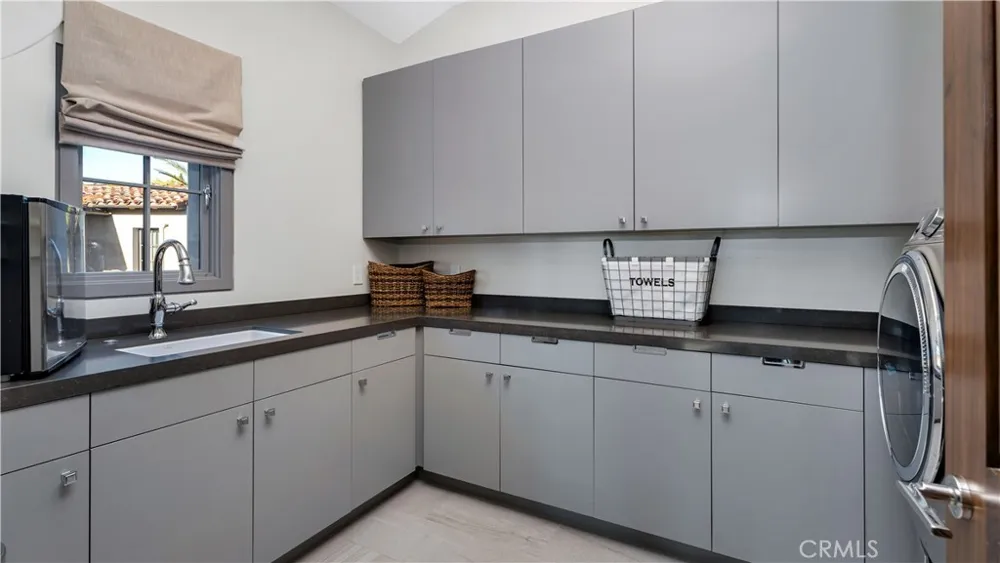2 Thomas Road Ladera Ranch, CA 92694