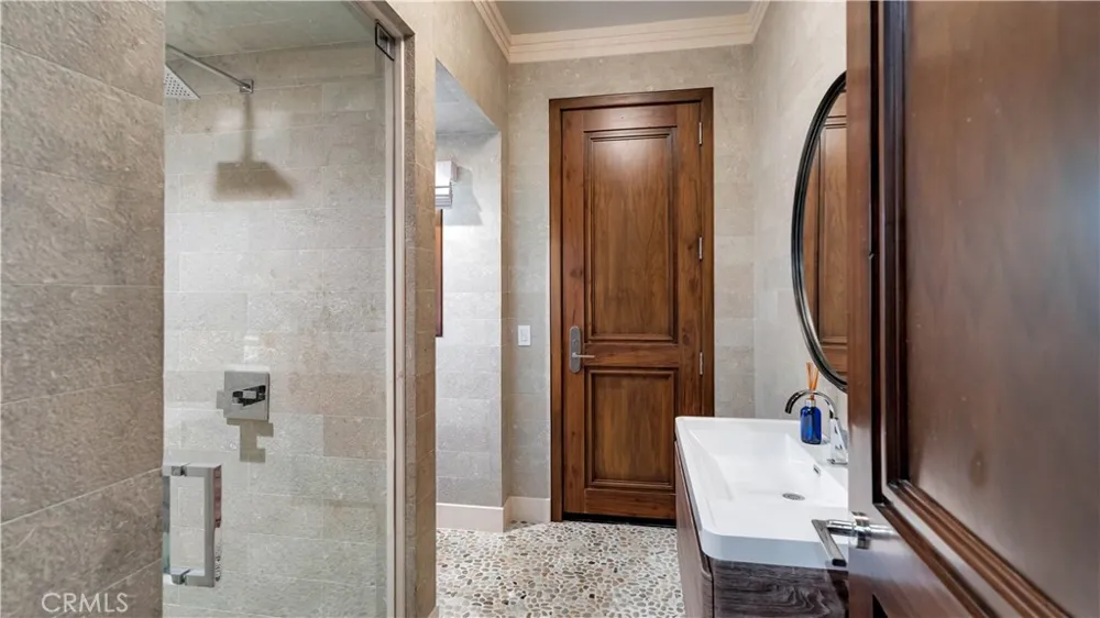 2 Thomas Road Ladera Ranch, CA 92694