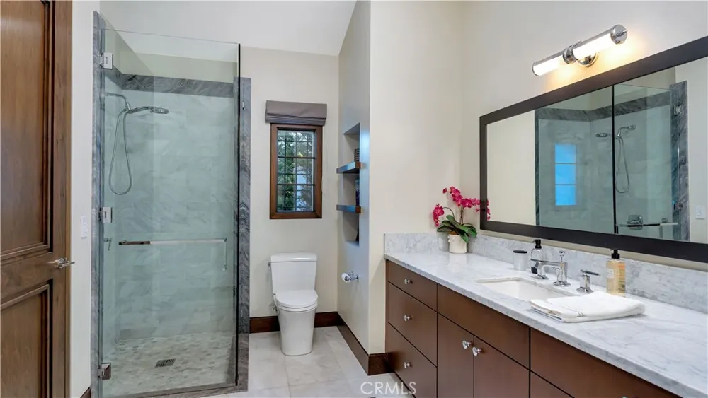 2 Thomas Road Ladera Ranch, CA 92694