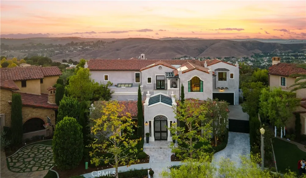 2 Thomas Road Ladera Ranch, CA 92694