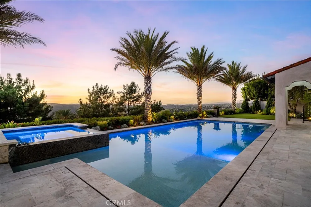 2 Thomas Road Ladera Ranch, CA 92694